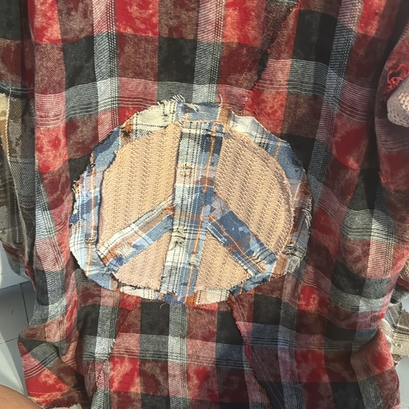 Alley cat Shacket - Picture 8 of 8